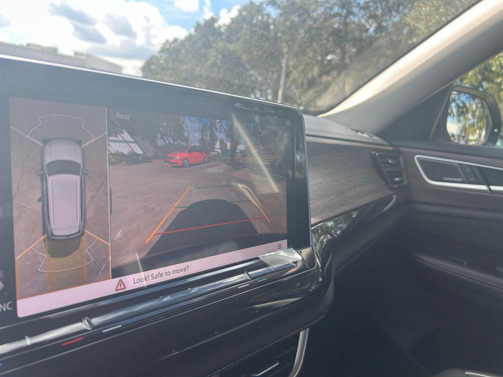 new 2026 Volkswagen Atlas car, priced at $52,011