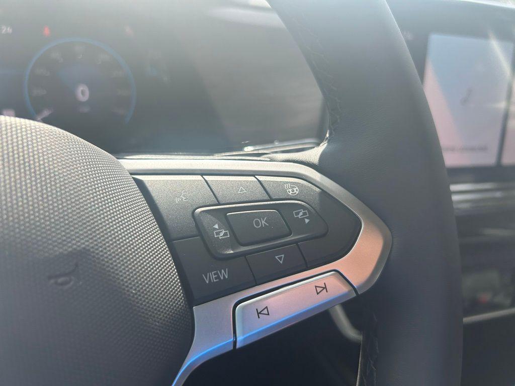 new 2026 Volkswagen Atlas car, priced at $52,011