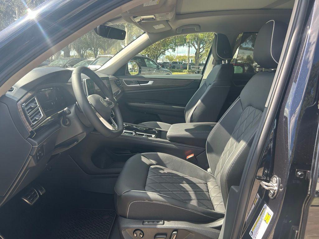 new 2026 Volkswagen Atlas car, priced at $52,011