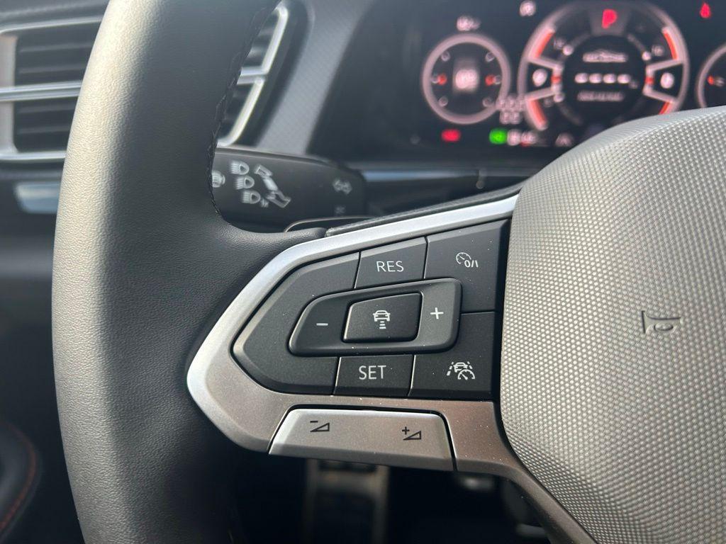 new 2026 Volkswagen Atlas car, priced at $44,890