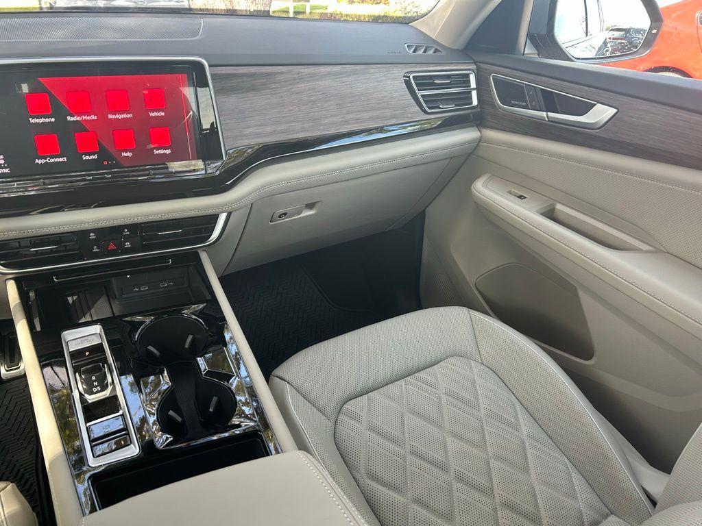 new 2026 Volkswagen Atlas car, priced at $53,223