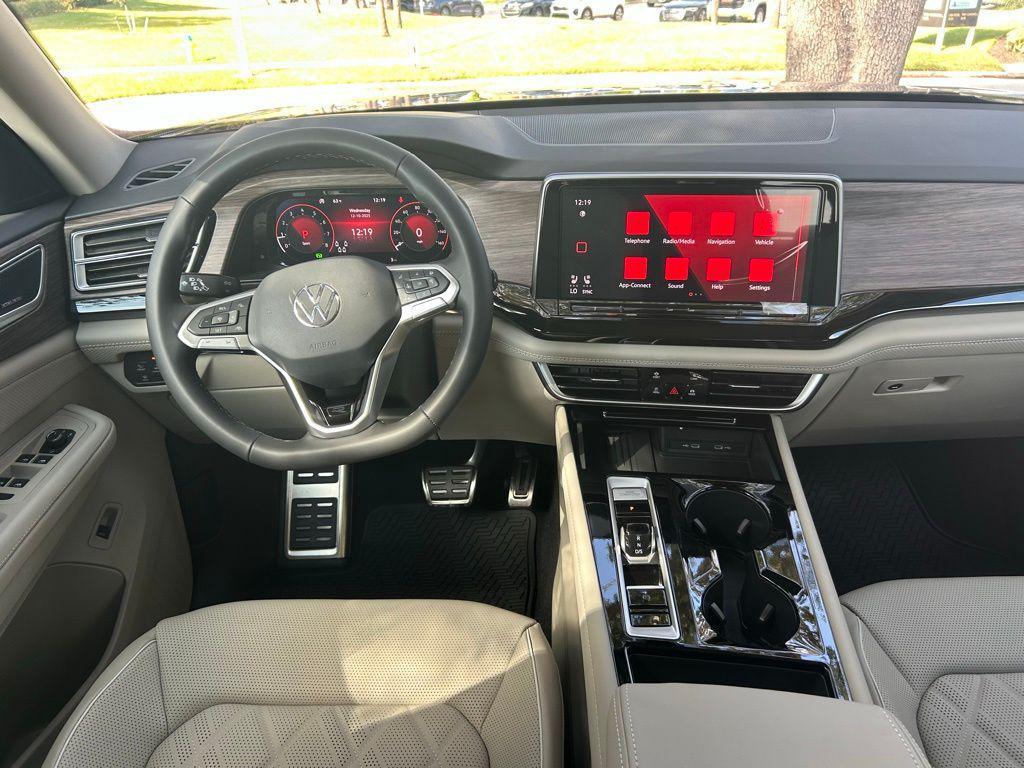 new 2026 Volkswagen Atlas car, priced at $53,223