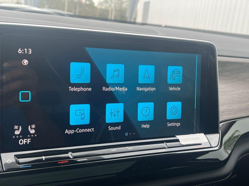 new 2026 Volkswagen Atlas car, priced at $52,448