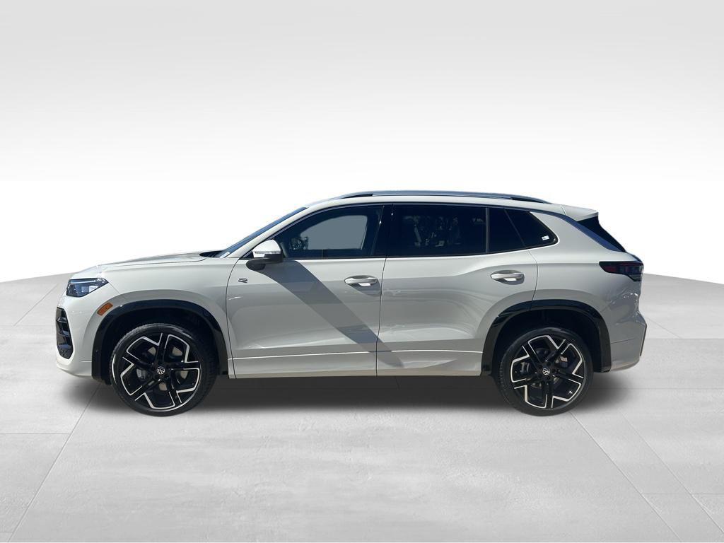 new 2026 Volkswagen Tiguan car, priced at $43,350