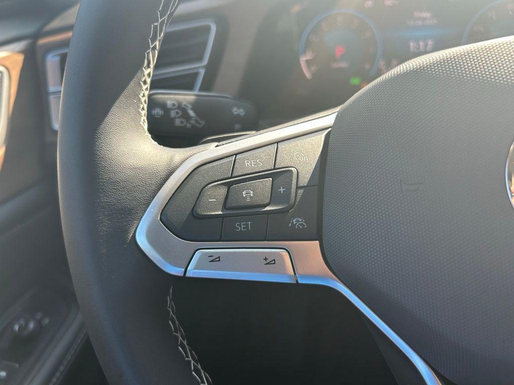 new 2026 Volkswagen Atlas car, priced at $42,785