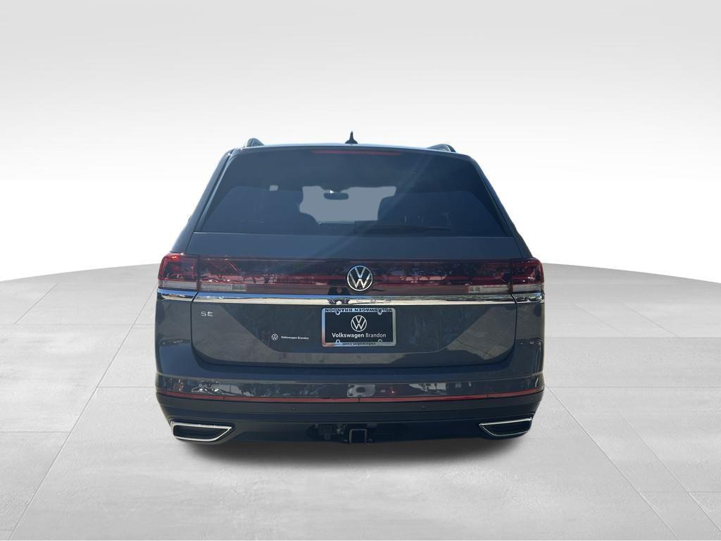 new 2026 Volkswagen Atlas car, priced at $43,222