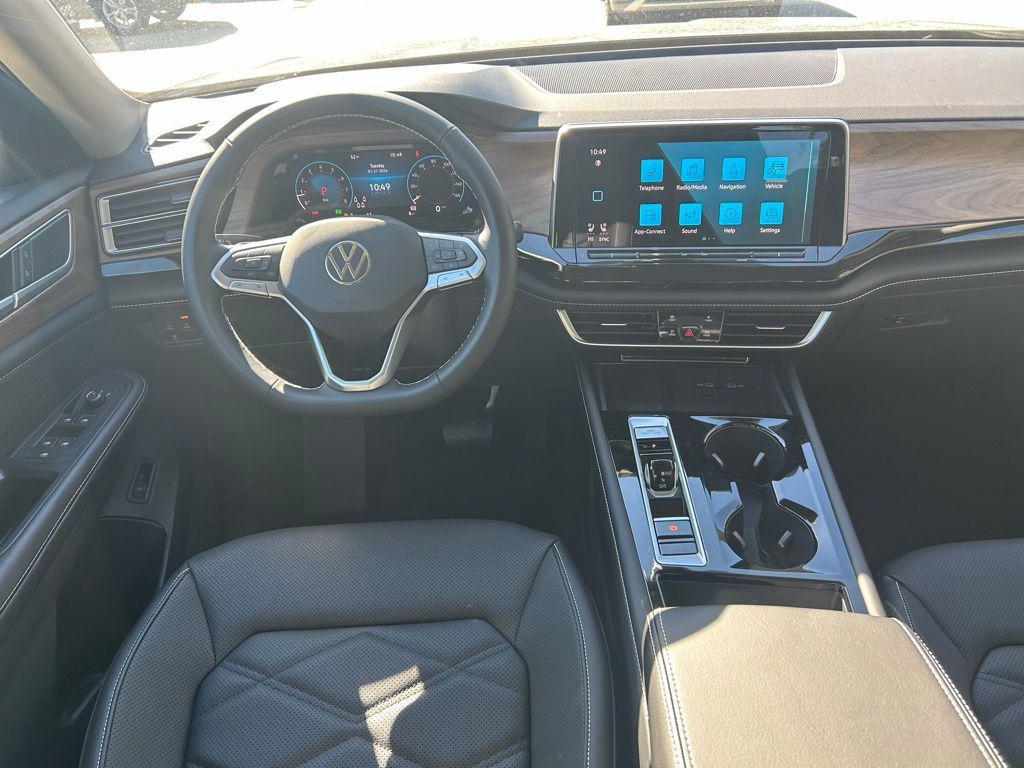 new 2026 Volkswagen Atlas car, priced at $43,222