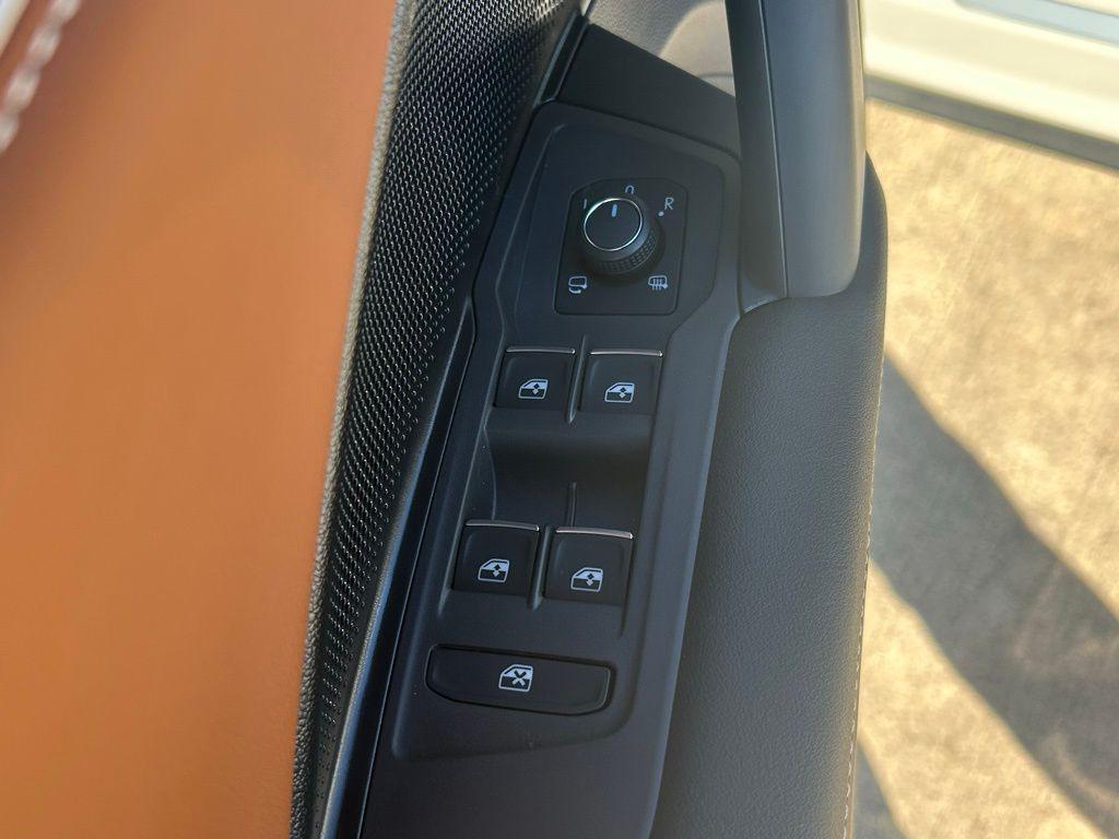 new 2026 Volkswagen Tiguan car, priced at $43,350