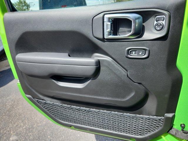 new 2025 Jeep Wrangler car, priced at $46,739