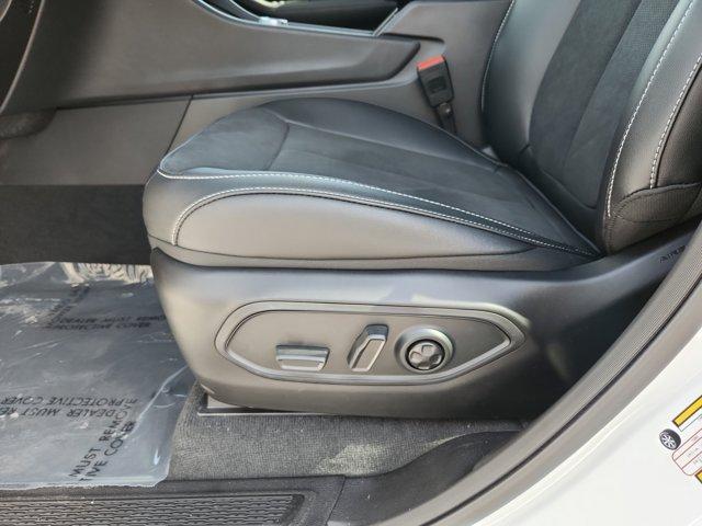 new 2025 Jeep Grand Cherokee car, priced at $42,410