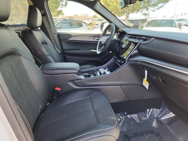 new 2025 Jeep Grand Cherokee car, priced at $42,410