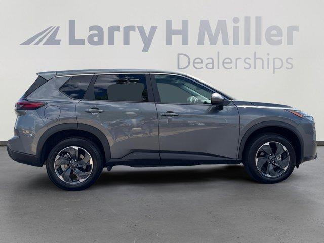 used 2025 Nissan Rogue car, priced at $25,555