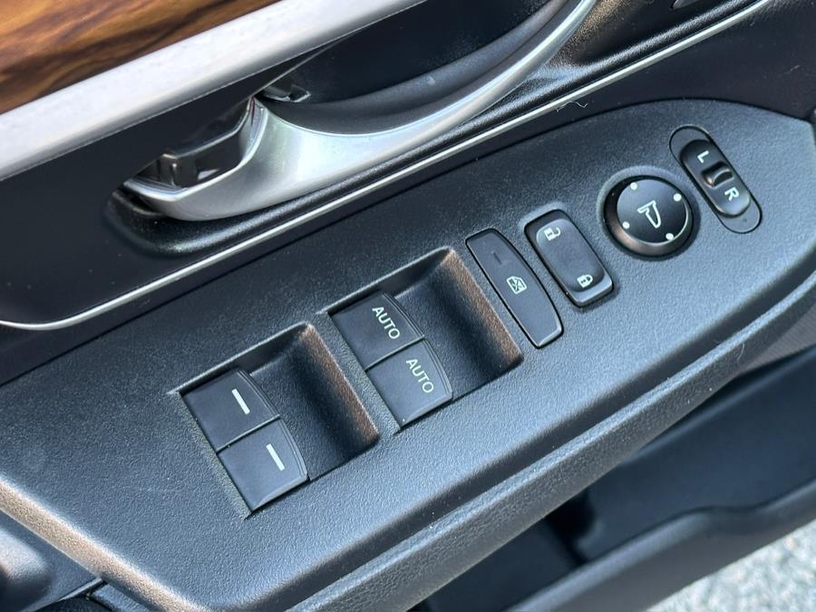 used 2018 Honda CR-V car, priced at $21,400