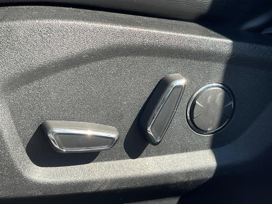 used 2019 Ford Edge car, priced at $13,725