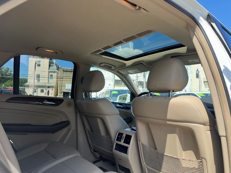used 2015 Mercedes-Benz M-Class car, priced at $12,550