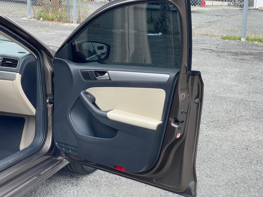 used 2015 Volkswagen Jetta car, priced at $9,500