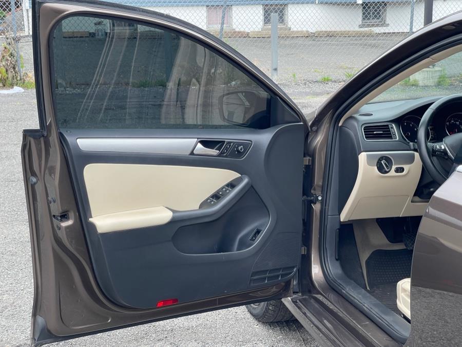 used 2015 Volkswagen Jetta car, priced at $9,500