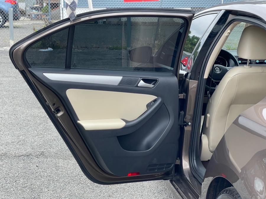 used 2015 Volkswagen Jetta car, priced at $9,500