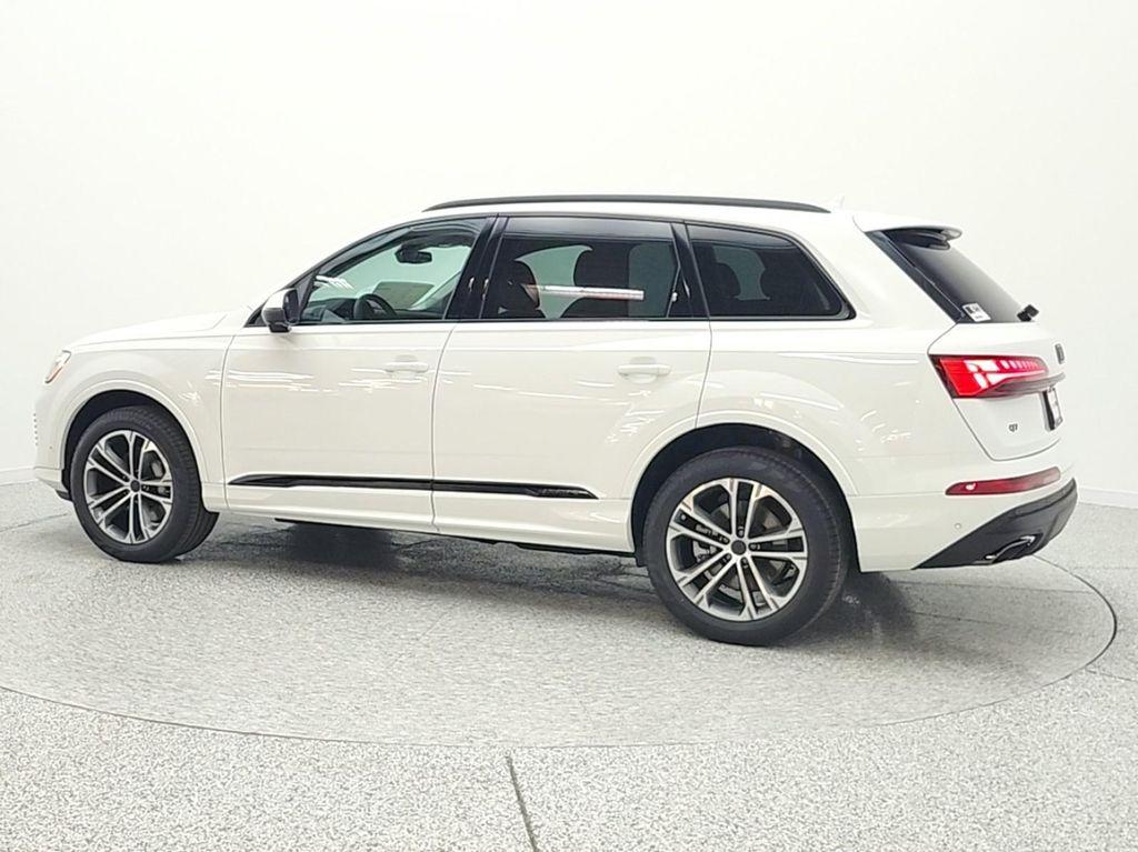 new 2026 Audi Q7 car, priced at $69,560