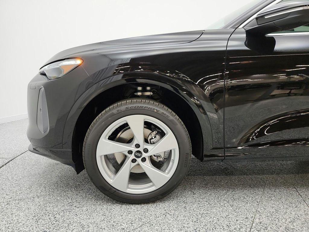 new 2026 Audi Q5 car, priced at $60,970