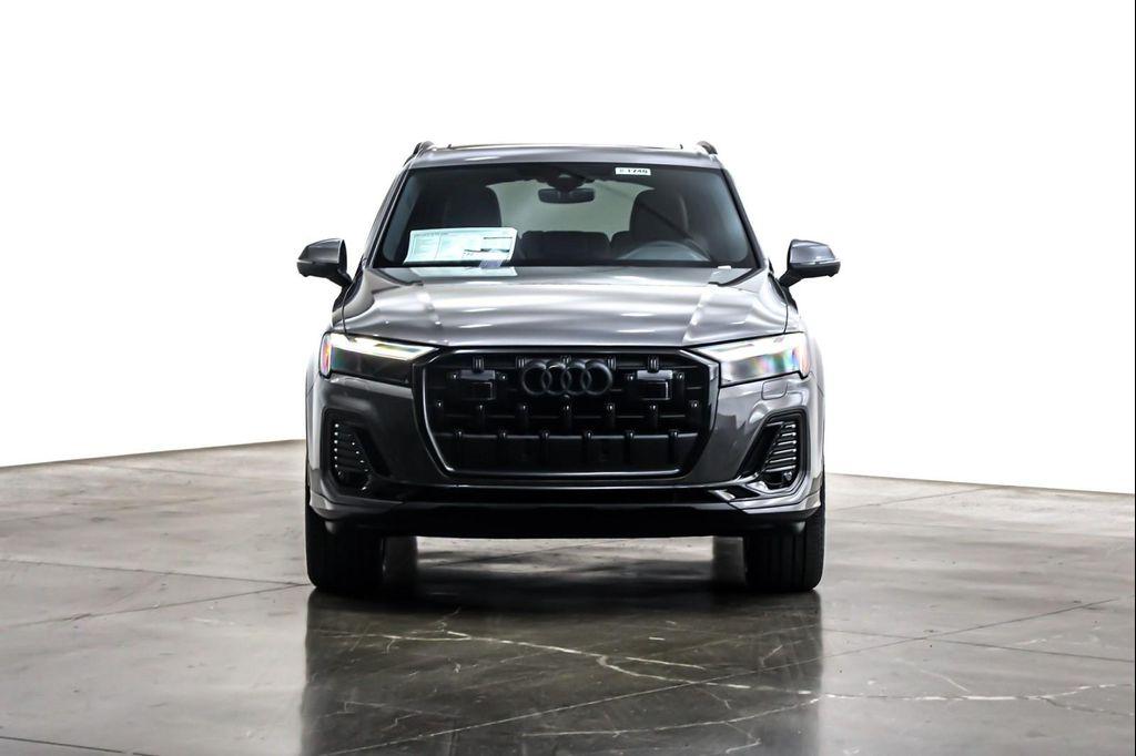 new 2026 Audi Q7 car, priced at $71,105