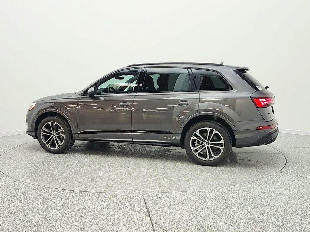 new 2026 Audi Q7 car, priced at $67,440
