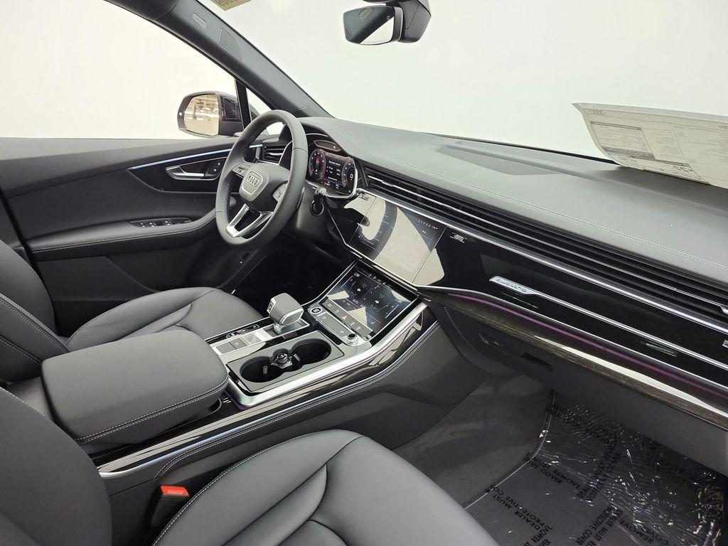 new 2026 Audi Q7 car, priced at $70,785