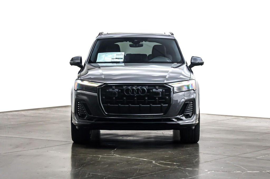 new 2026 Audi Q7 car, priced at $67,135