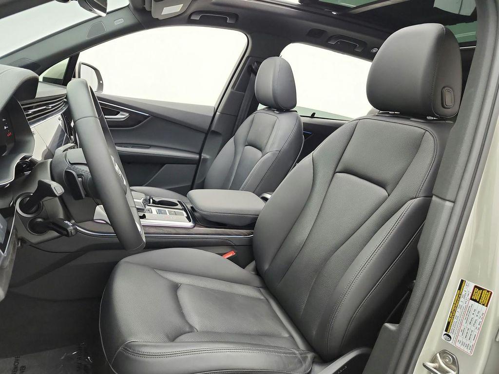 used 2023 Audi Q7 car, priced at $38,893