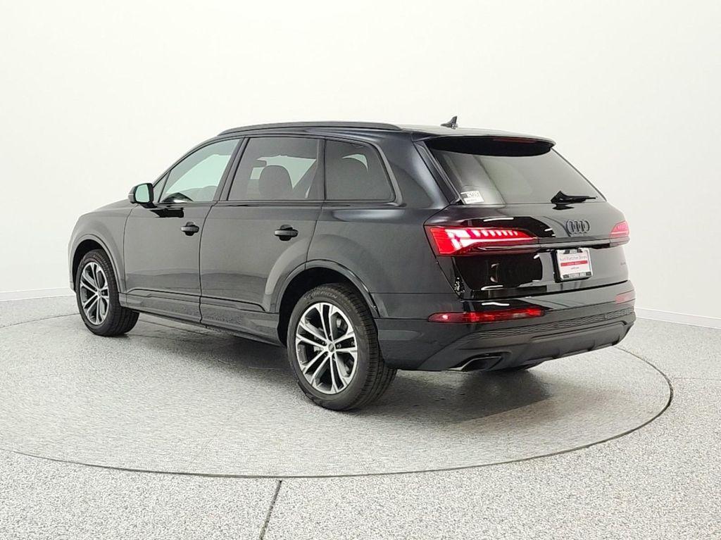 new 2026 Audi Q7 car, priced at $67,440