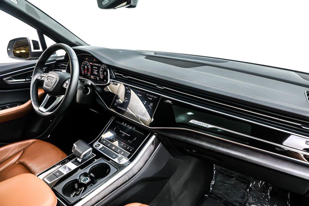 used 2024 Audi Q7 car, priced at $38,890