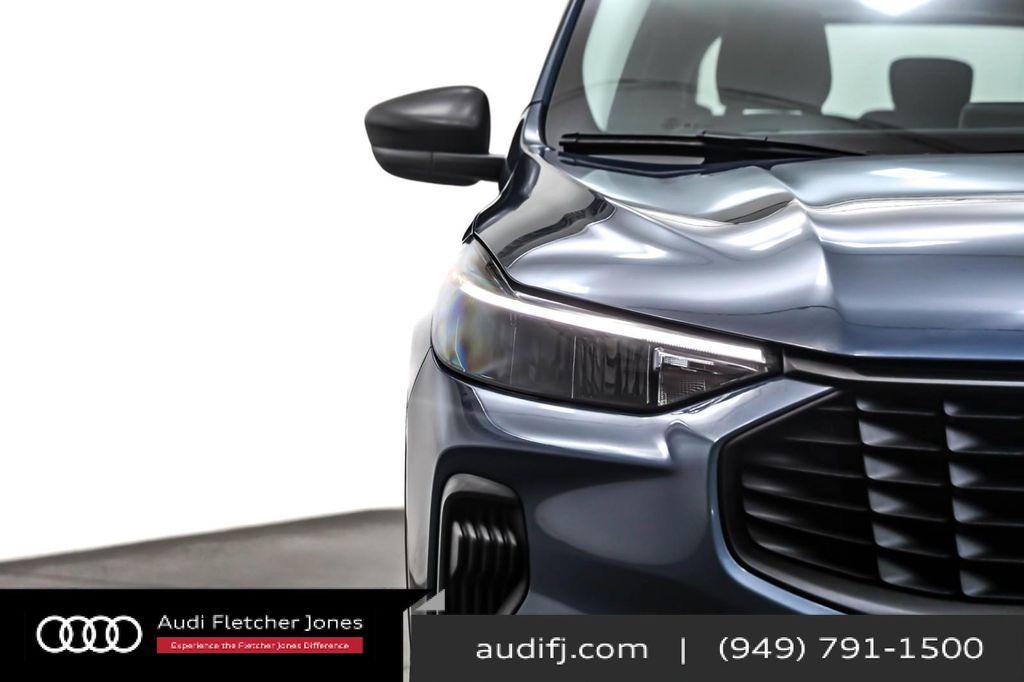 used 2023 Ford Escape car, priced at $20,894