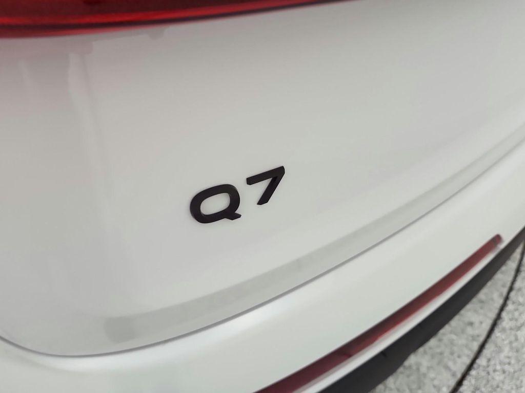 new 2026 Audi Q7 car, priced at $71,570