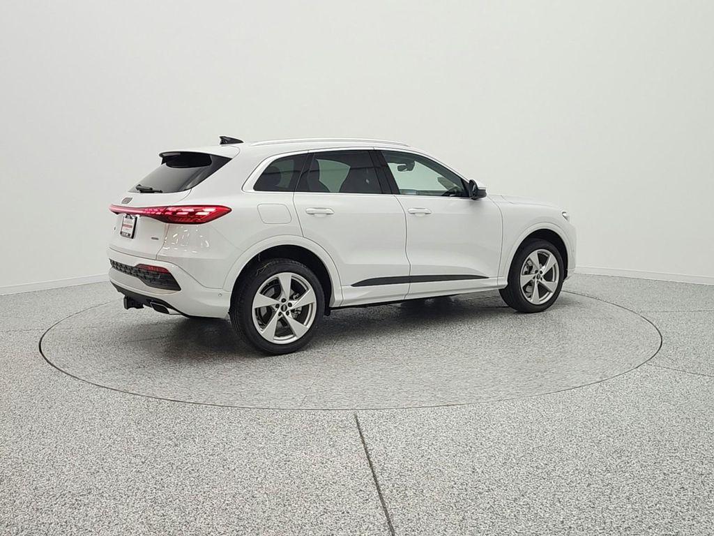 new 2025 Audi Q5 car, priced at $60,440