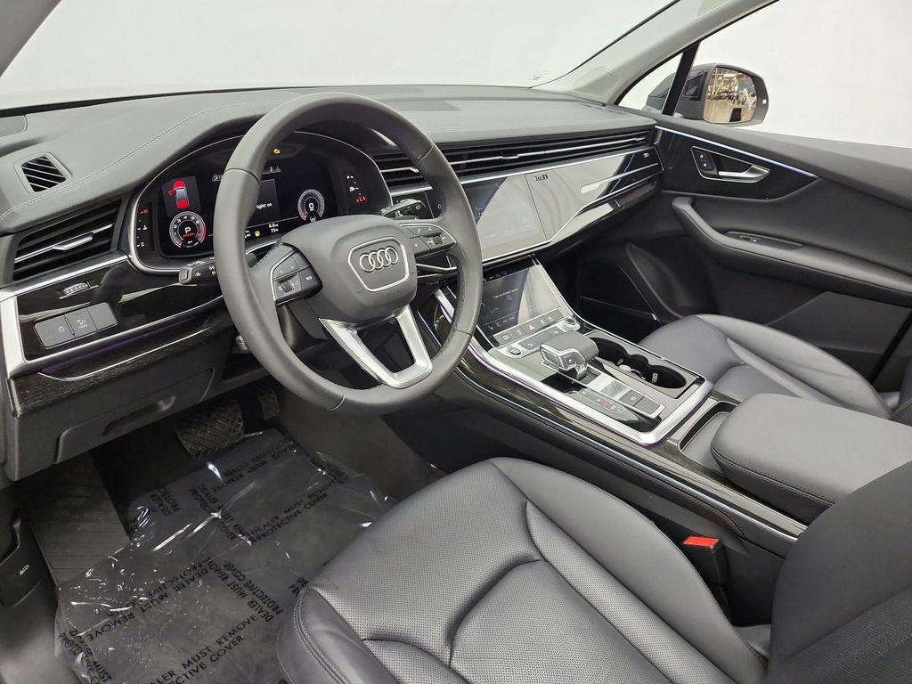 used 2023 Audi Q7 car, priced at $34,978
