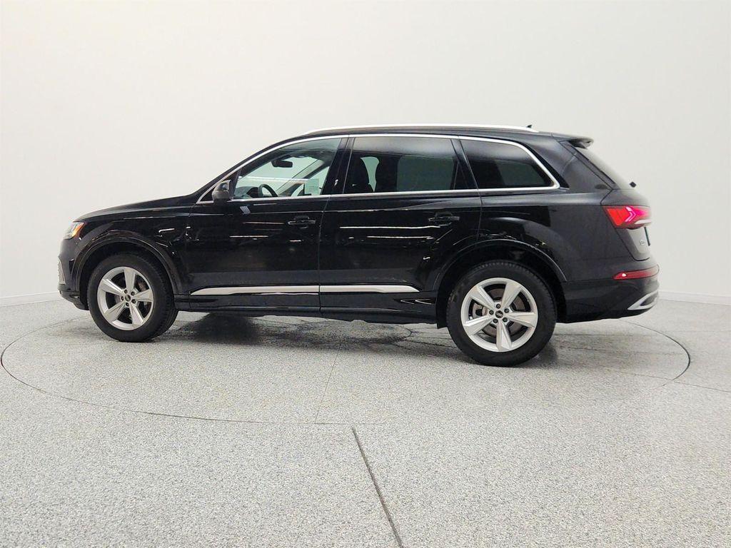 used 2023 Audi Q7 car, priced at $34,978