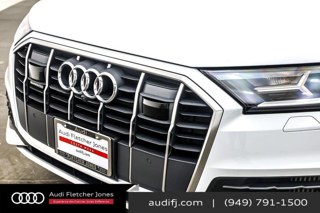 used 2023 Audi Q7 car, priced at $39,894