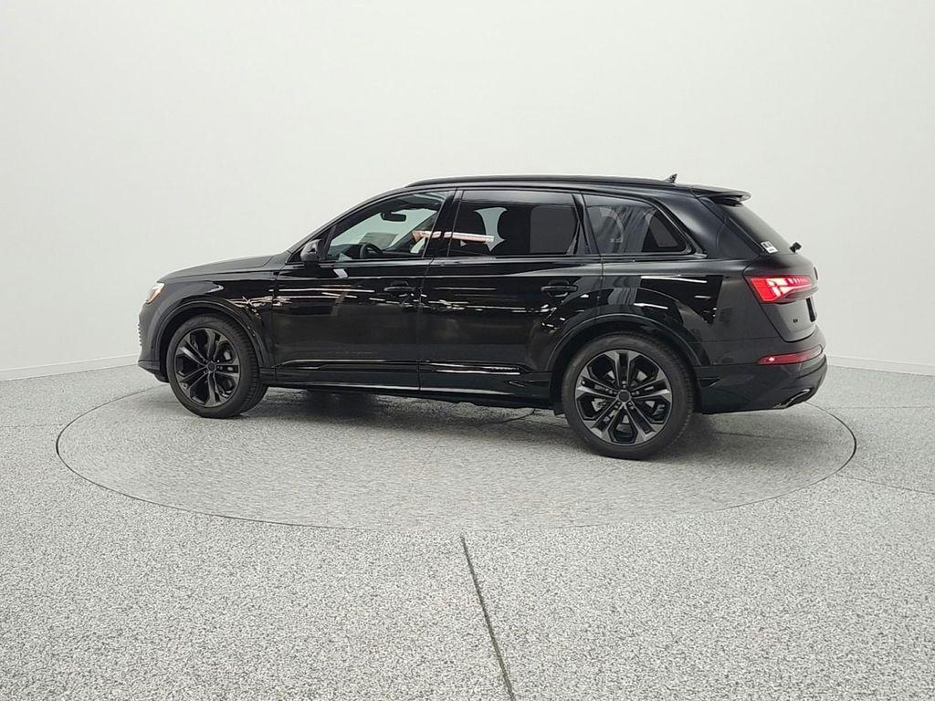 new 2026 Audi Q7 car, priced at $77,470