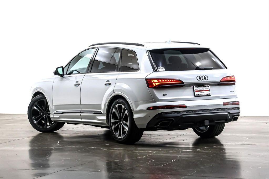 new 2026 Audi Q7 car, priced at $78,305