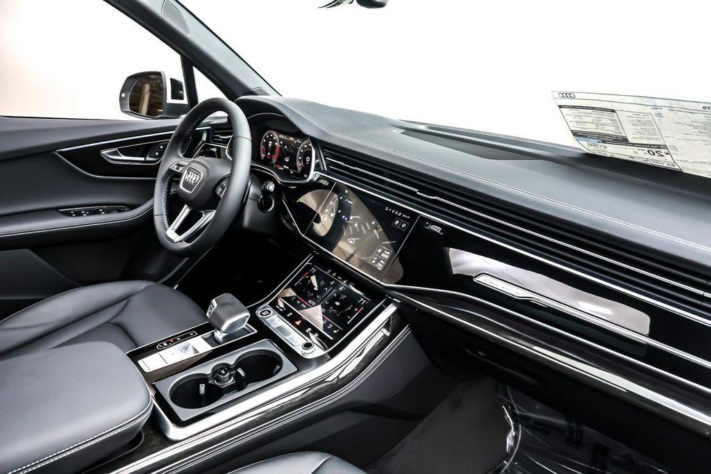 new 2026 Audi Q7 car, priced at $78,305