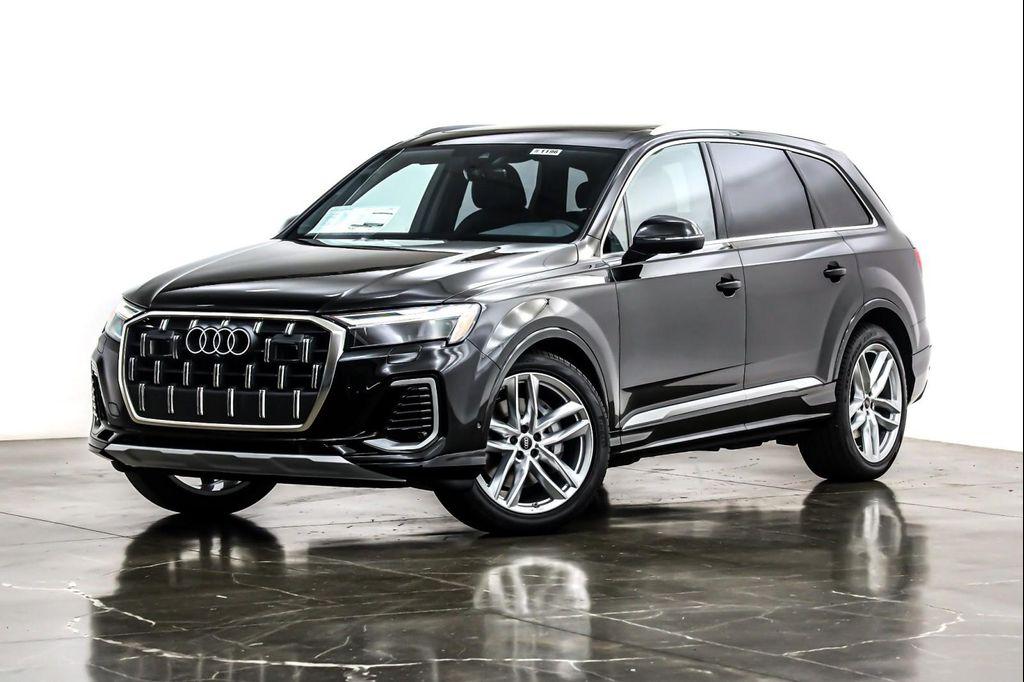 new 2025 Audi Q7 car, priced at $76,900