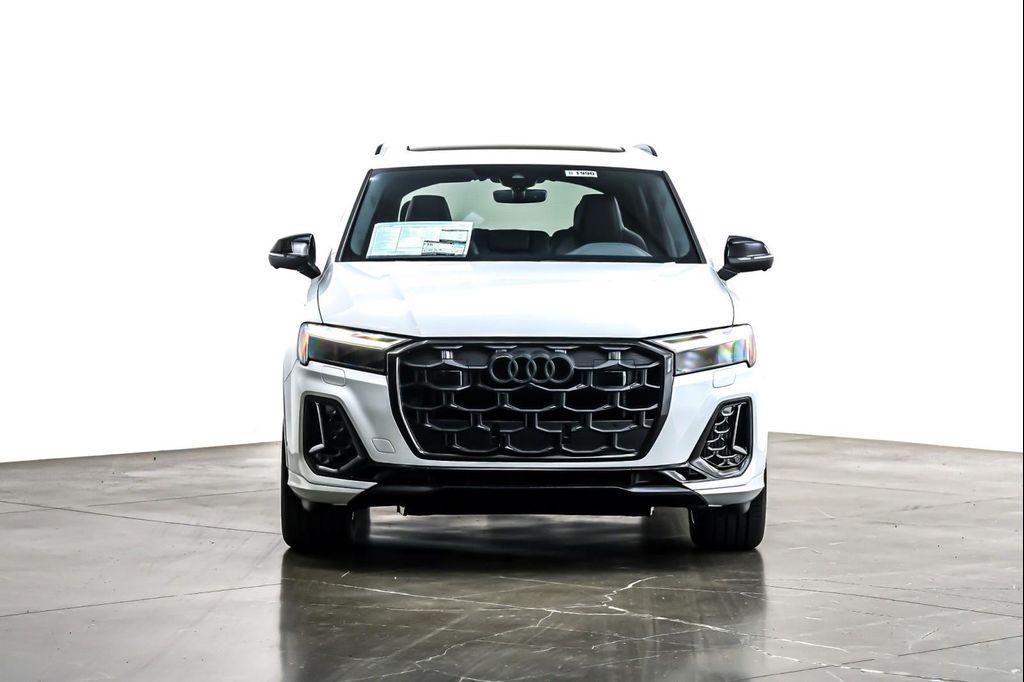 new 2026 Audi SQ7 car, priced at $100,620