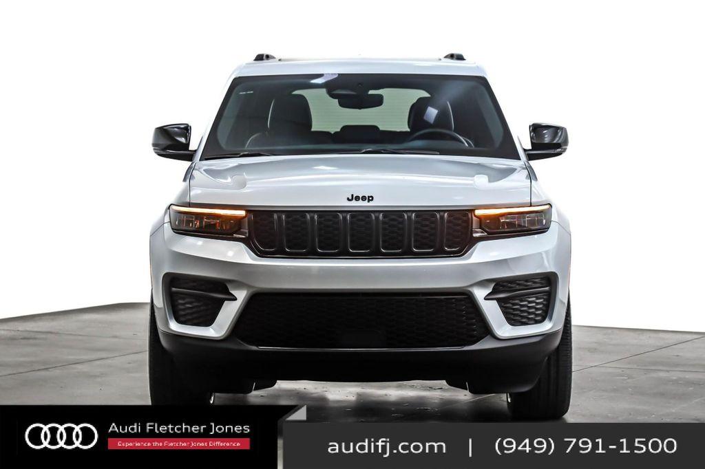 used 2022 Jeep Grand Cherokee car, priced at $29,894