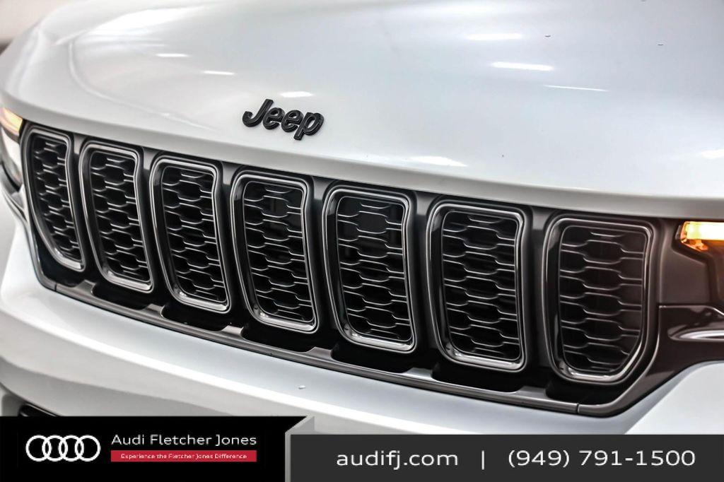 used 2022 Jeep Grand Cherokee car, priced at $29,894