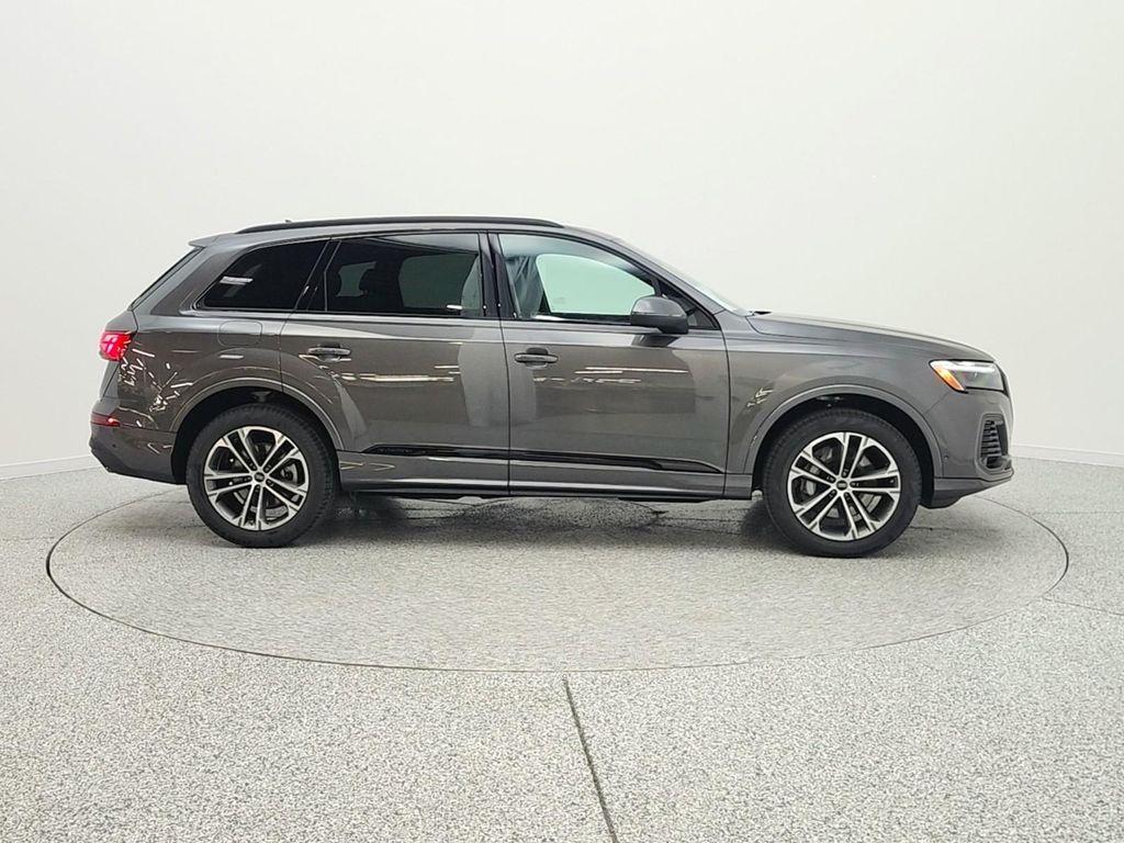 new 2026 Audi Q7 car, priced at $67,440