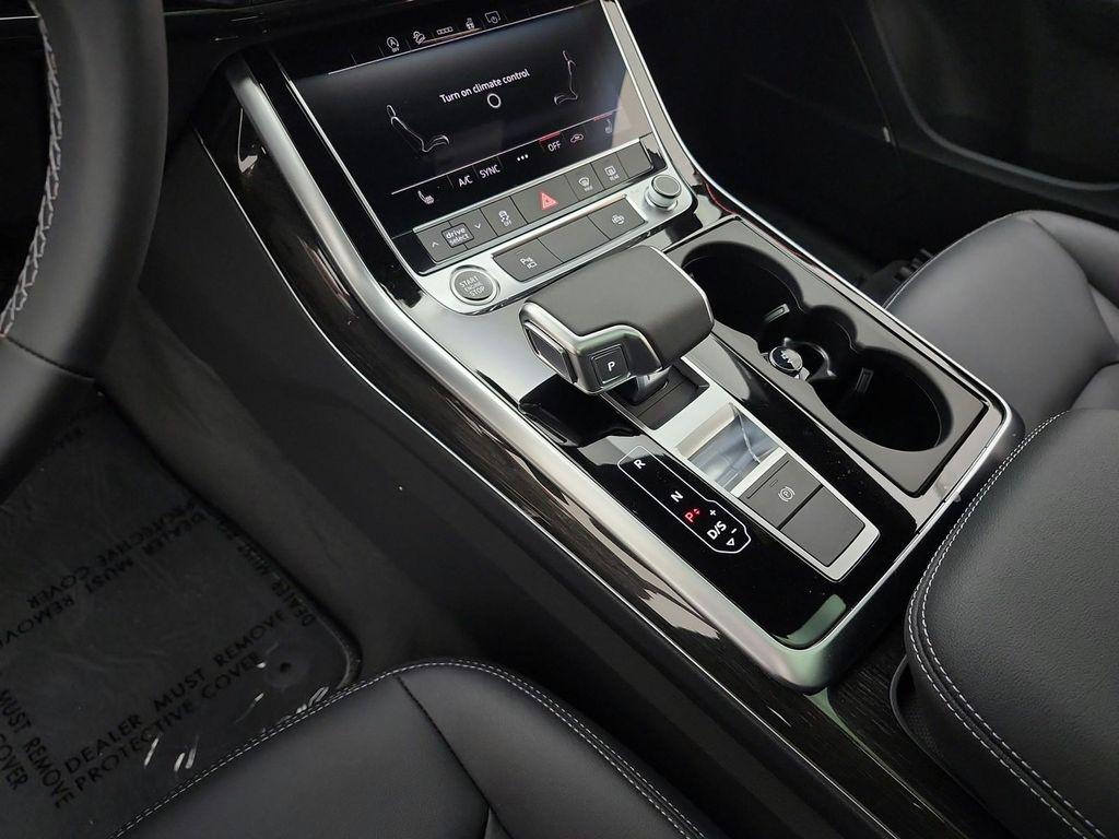new 2026 Audi Q7 car, priced at $67,440