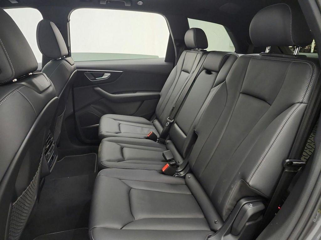 new 2026 Audi Q7 car, priced at $67,440