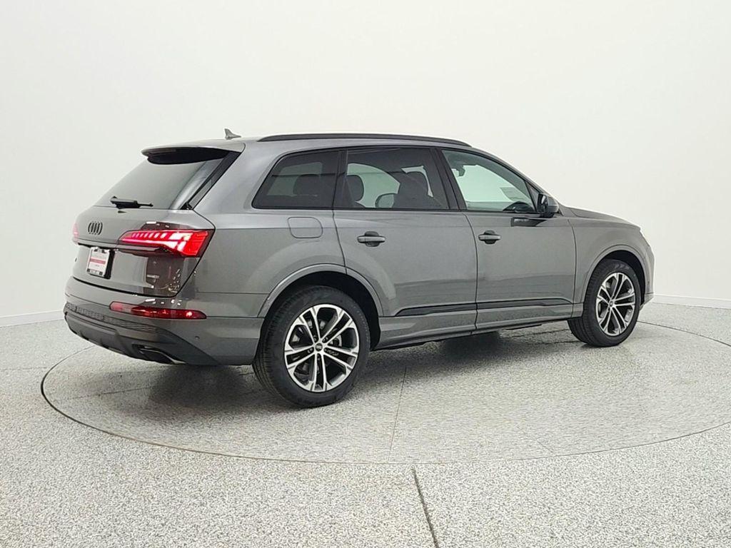 new 2026 Audi Q7 car, priced at $67,440