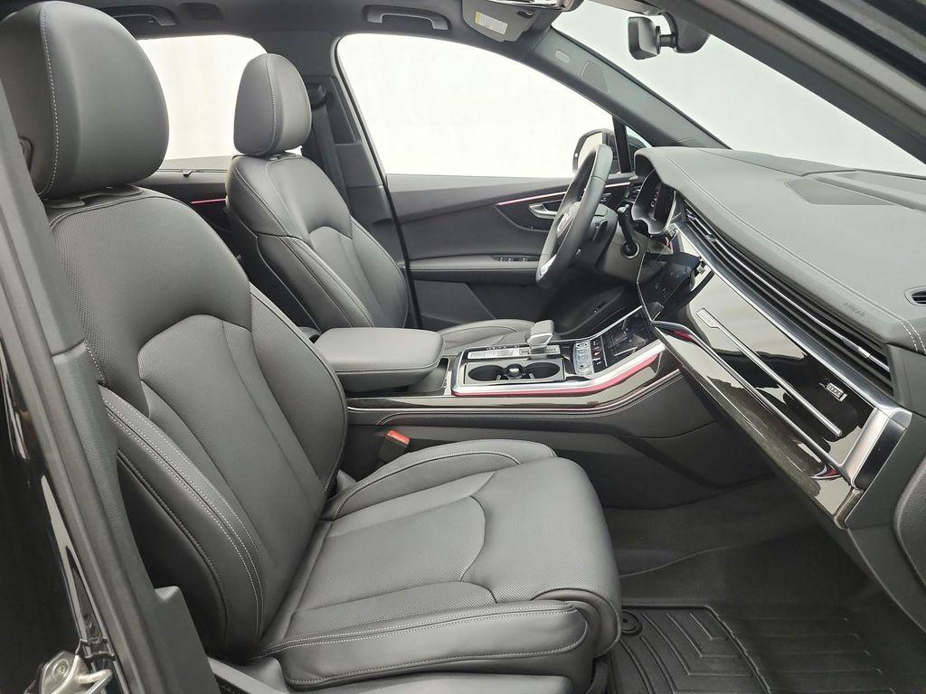 used 2025 Audi Q7 car, priced at $59,977