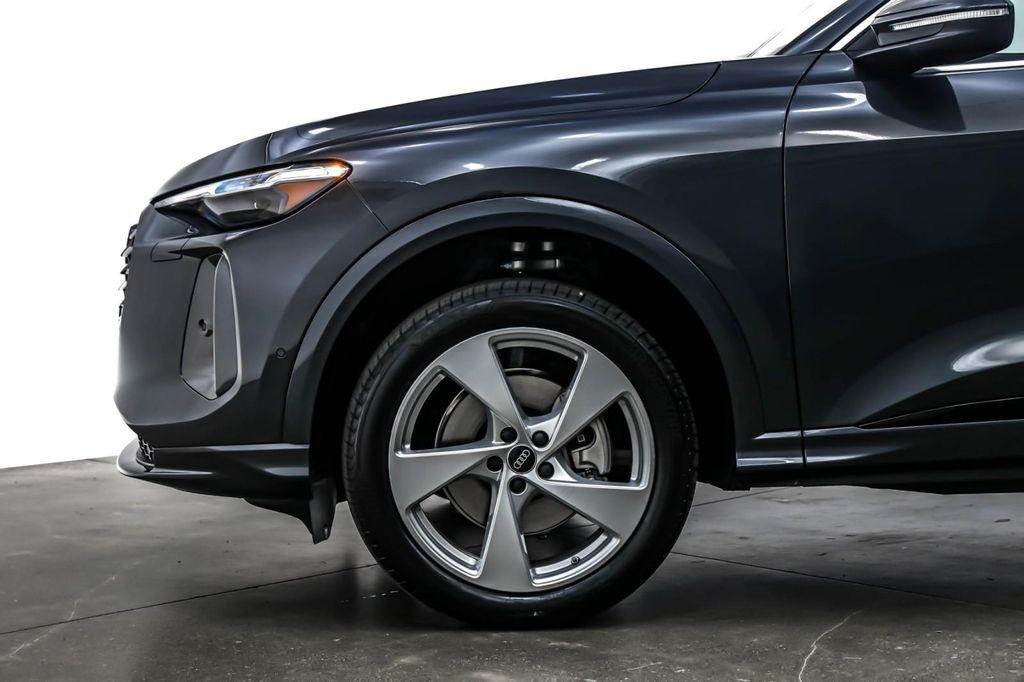 new 2025 Audi Q5 car, priced at $59,700